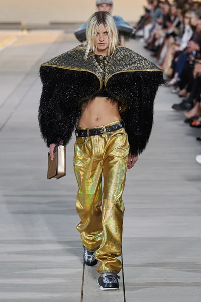 Look 55